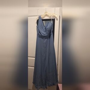 Elegant Blue Evening Gown